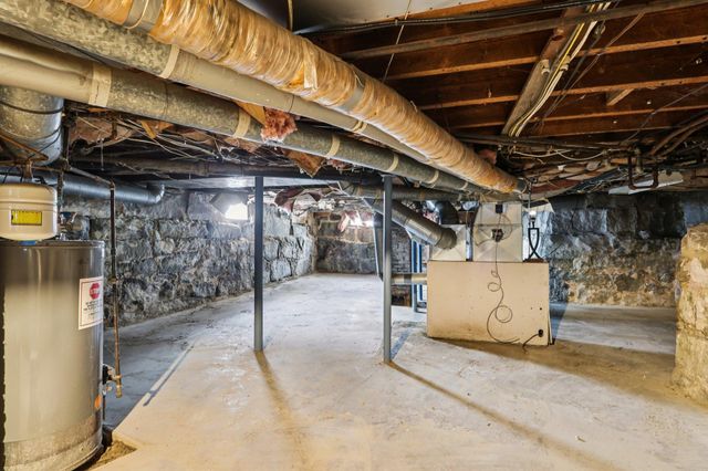 424 Cedar Street, Manchester, NH 03103