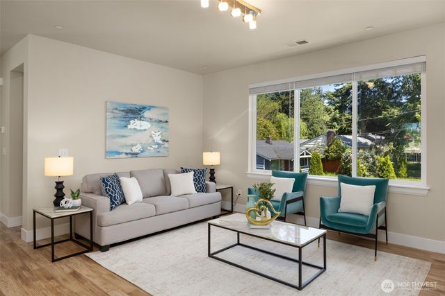 14805 16th Avenue W, Lynnwood, WA 98087