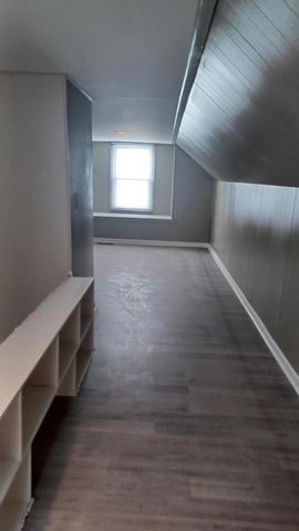 1341 E 15th Avenue, Columbus, OH 43211
