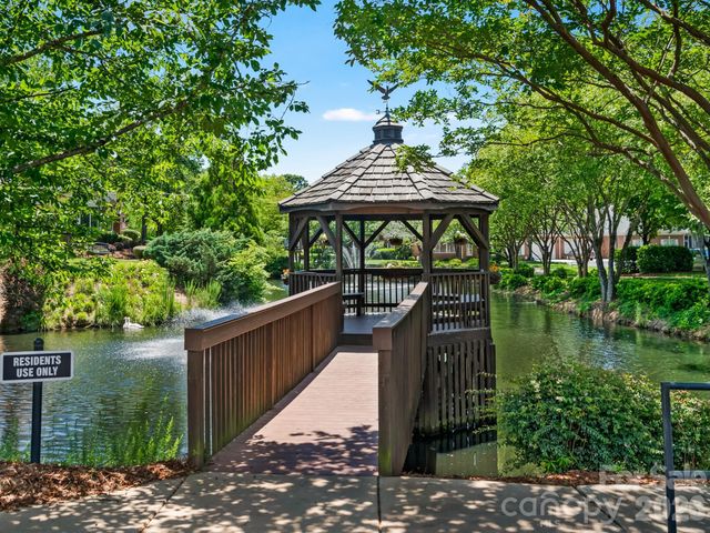 11334 Olde Turnbury Court, Charlotte, NC 28277
