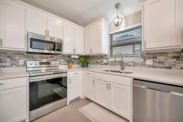 608 Perry Drive, White Settlement, TX 76108