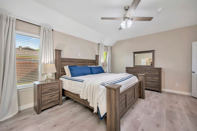 608 Perry Drive, White Settlement, TX 76108