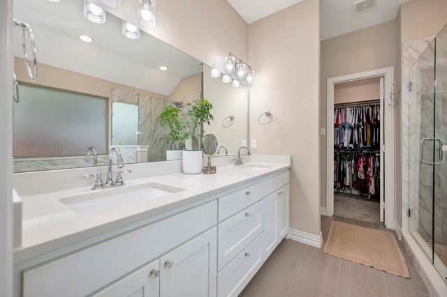 608 Perry Drive, White Settlement, TX 76108