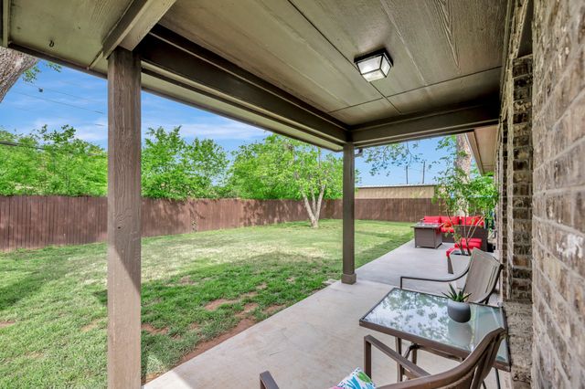 608 Perry Drive, White Settlement, TX 76108