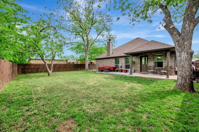 608 Perry Drive, White Settlement, TX 76108