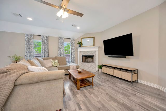 608 Perry Drive, White Settlement, TX 76108