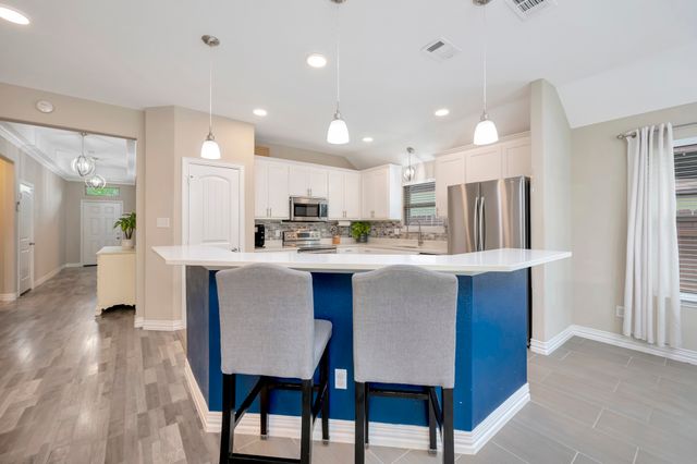 608 Perry Drive, White Settlement, TX 76108