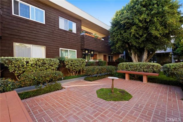 5400 Newcastle Avenue 56, Encino, CA 91316