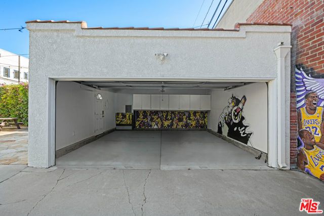 803 S Sycamore Avenue, Los Angeles, CA 90036