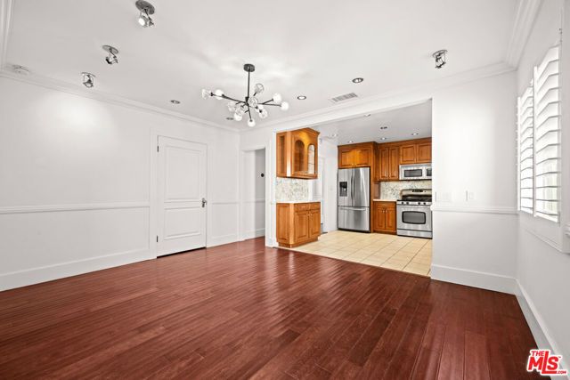 803 S Sycamore Avenue, Los Angeles, CA 90036