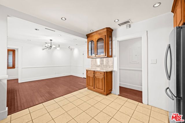 803 S Sycamore Avenue, Los Angeles, CA 90036