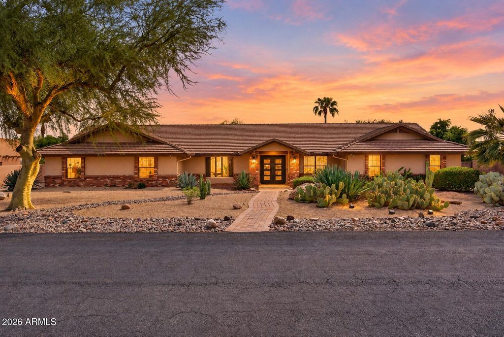 5003 W FALLEN LEAF Lane, Glendale, AZ 85310 — exterior