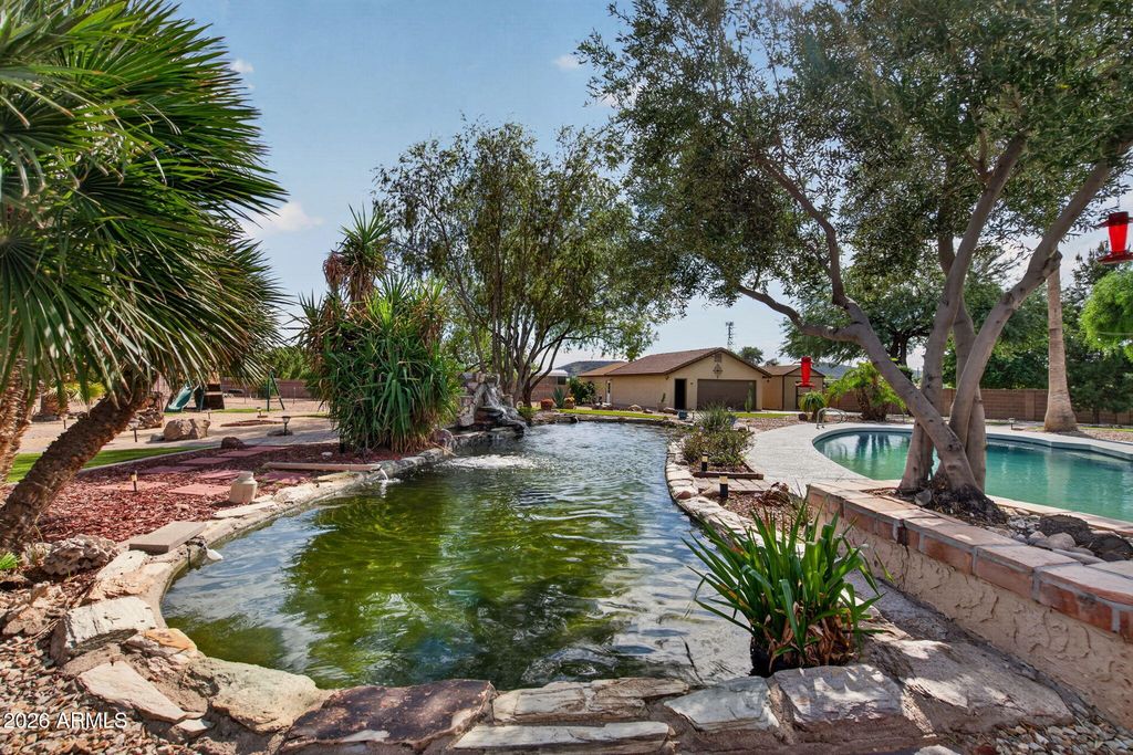 5003 W FALLEN LEAF Lane, Glendale, AZ 85310 — photo 4