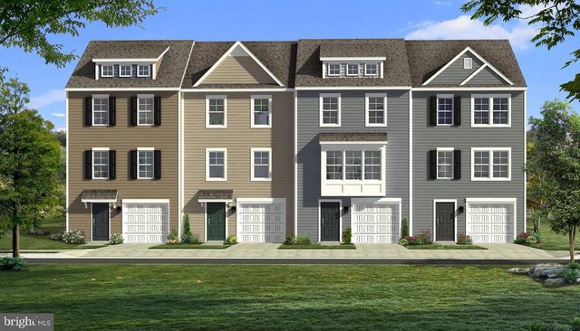 HOMESITE 105 CLIFTON MANOR, Falling Waters, WV 25419