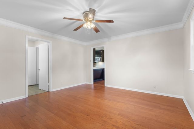 3070 Dover Rd, Woodlawn, TN 37191