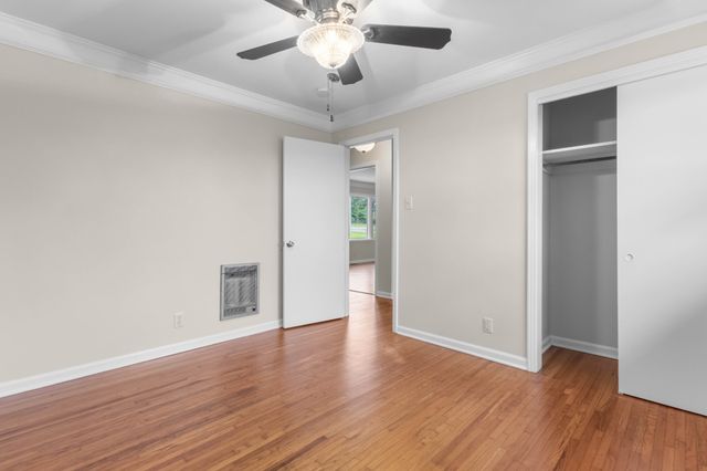 3070 Dover Rd, Woodlawn, TN 37191