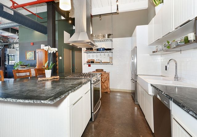 406 Lincoln St 306, Marlborough, MA 01752