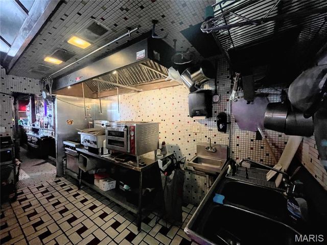 1443 S Vandeventer Avenue, St Louis, MO 63110