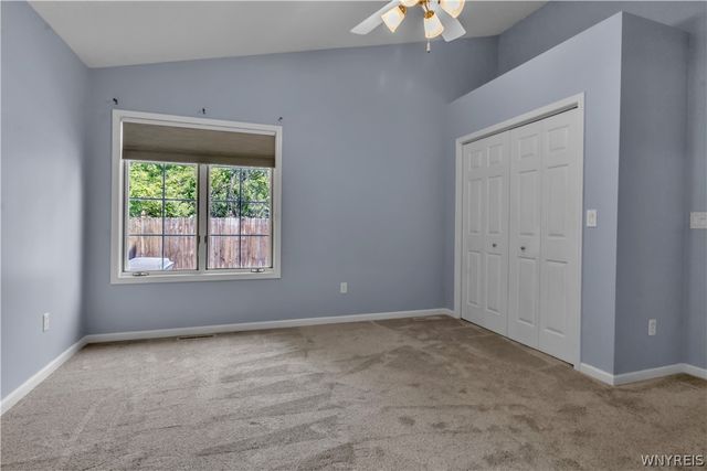 14 Woodpointe, Amherst, NY 14221