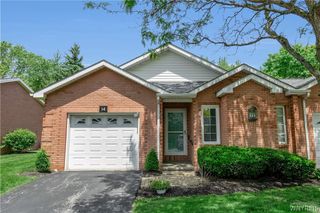 14 Woodpointe, Amherst, NY 14221