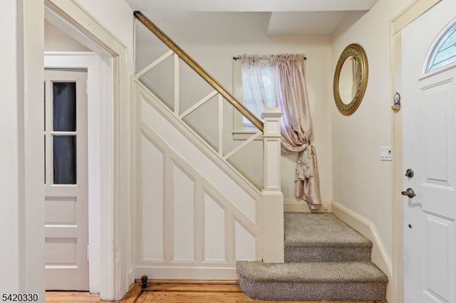 528 Wyndham Rd, Teaneck Twp., NJ 07666