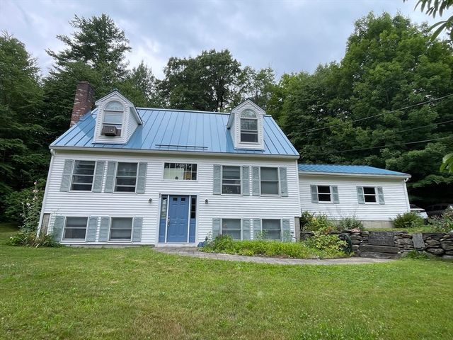 450 Lancaster Ave, Lunenburg, MA 01431