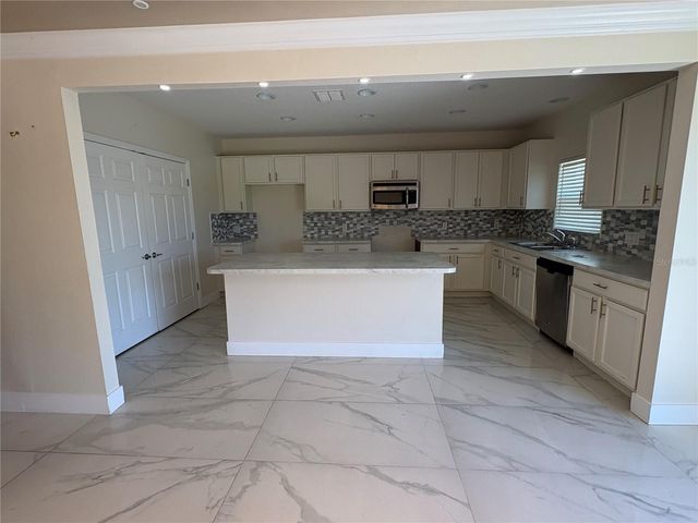 2237 CYPRESS LAKE PLACE, Kissimmee, FL 34758