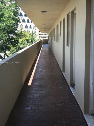 1750 NE 191st St 508-2, Miami, FL 33179