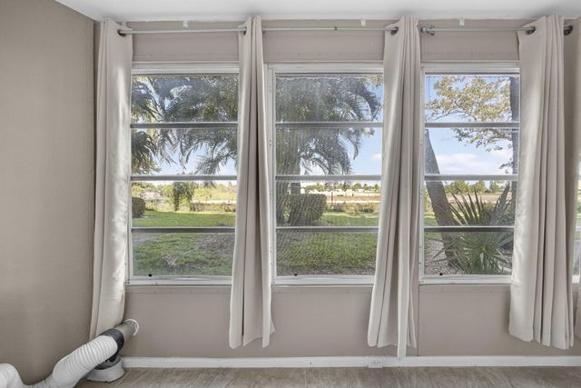 105 Greenbrier C, West Palm Beach, FL 33417