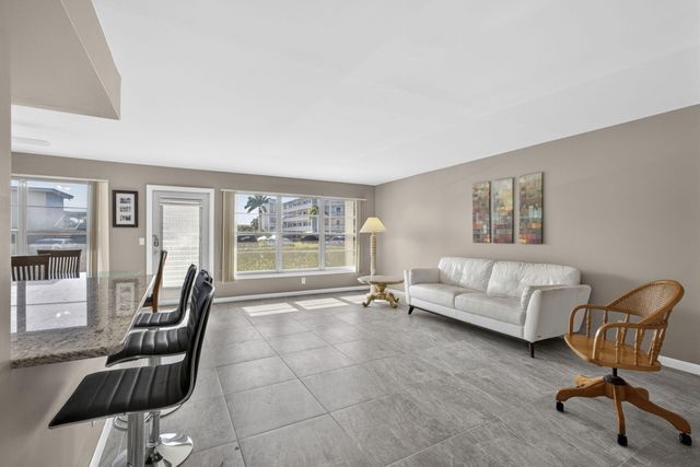 105 Greenbrier C, West Palm Beach, FL 33417