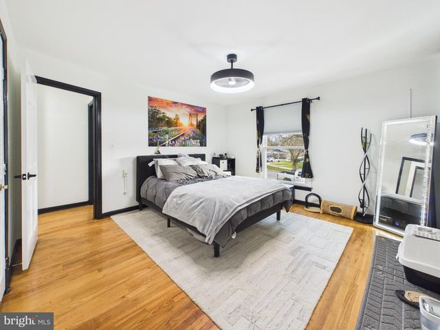 5608 CAMP SPRINGS AVE, Temple Hills, MD 20748