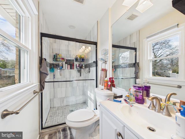 5608 CAMP SPRINGS AVE, Temple Hills, MD 20748