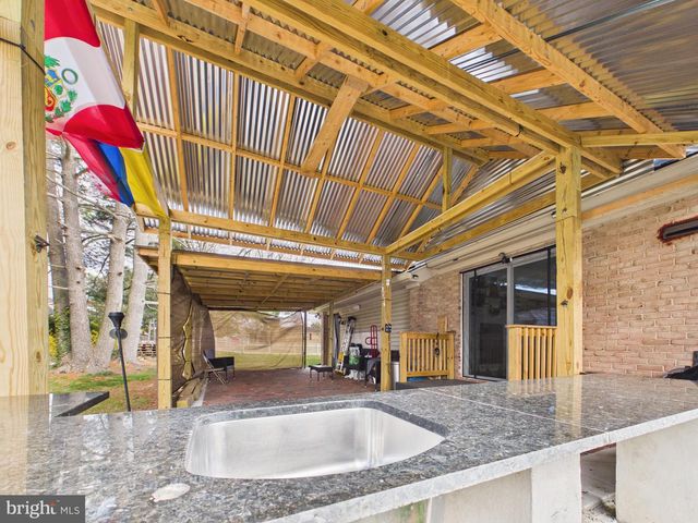 5608 CAMP SPRINGS AVE, Temple Hills, MD 20748