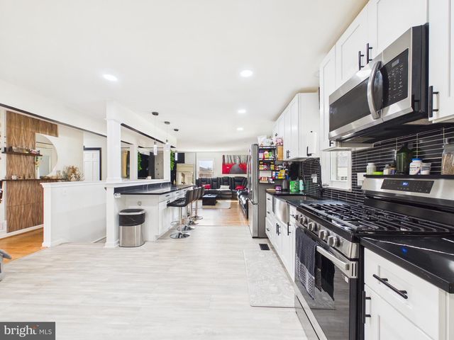 5608 CAMP SPRINGS AVE, Temple Hills, MD 20748