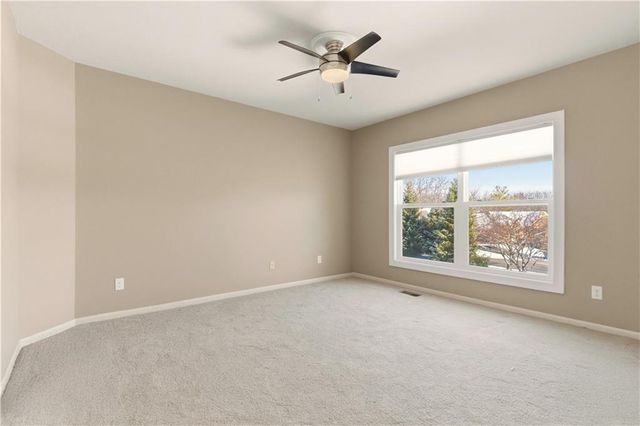 16942 E Heather Lane, Loch Lloyd, MO 64012