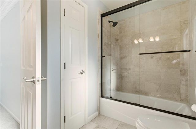 16942 E Heather Lane, Loch Lloyd, MO 64012