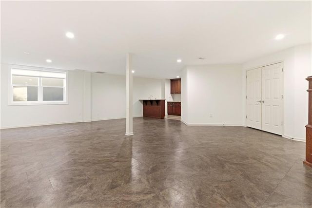 16942 E Heather Lane, Loch Lloyd, MO 64012