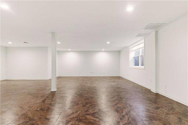 16942 E Heather Lane, Loch Lloyd, MO 64012