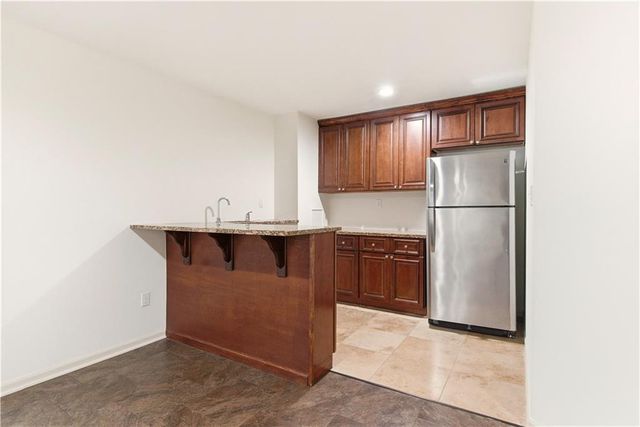 16942 E Heather Lane, Loch Lloyd, MO 64012