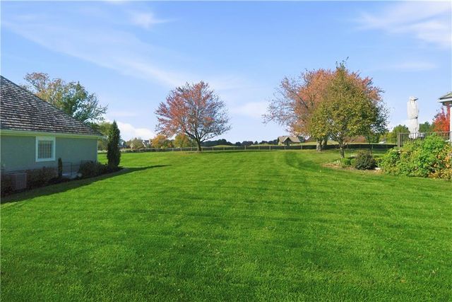 16942 E Heather Lane, Loch Lloyd, MO 64012