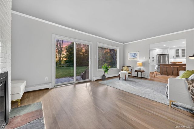 220 Cherry Valley Avenue, Garden City, NY 11530