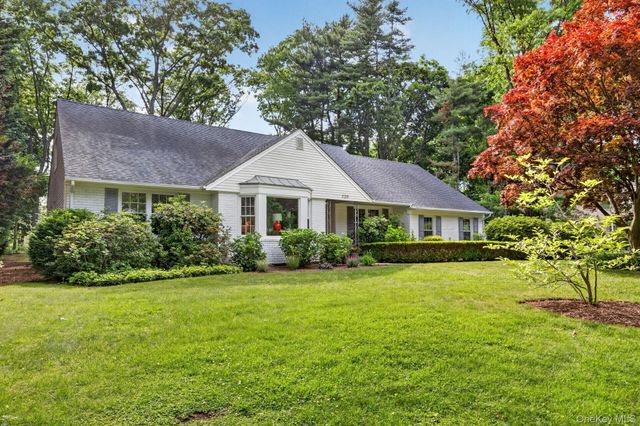 220 Cherry Valley Avenue, Garden City, NY 11530