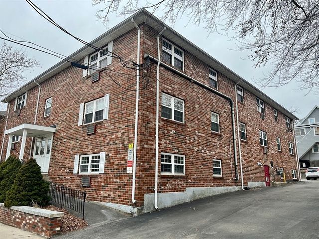 116 Sycamore St 26, Somerville, MA 02145