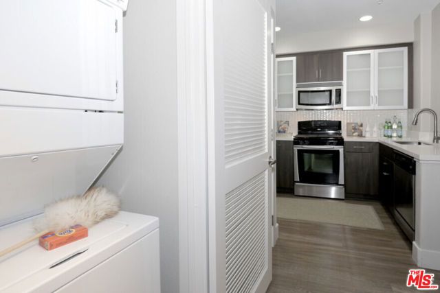 1040 Glendon Avenue 2154, Los Angeles, CA 90024