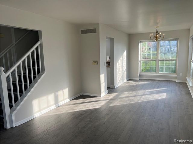 2802 Green Valley Drive, Ann Arbor, MI 48103