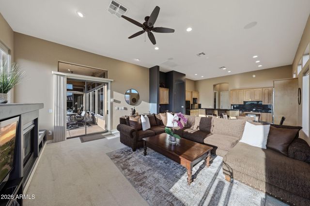42410 N HARBOUR TOWN Court, Anthem, AZ 85086