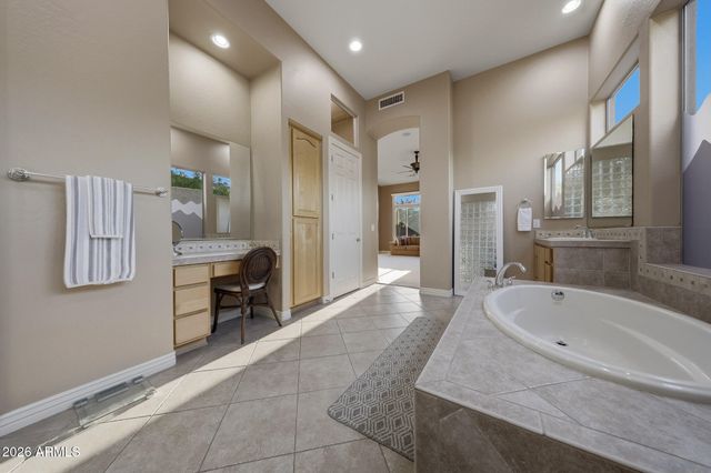 42410 N HARBOUR TOWN Court, Anthem, AZ 85086