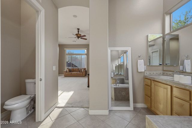 42410 N HARBOUR TOWN Court, Anthem, AZ 85086