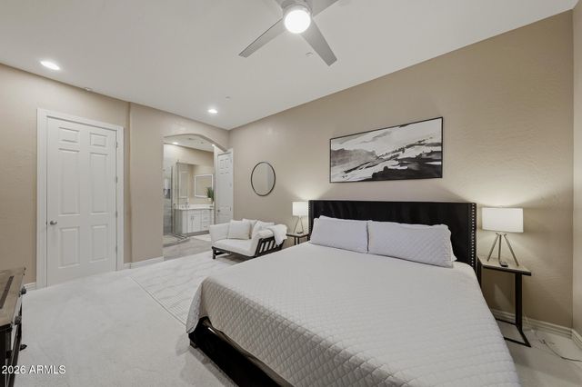 42410 N HARBOUR TOWN Court, Anthem, AZ 85086