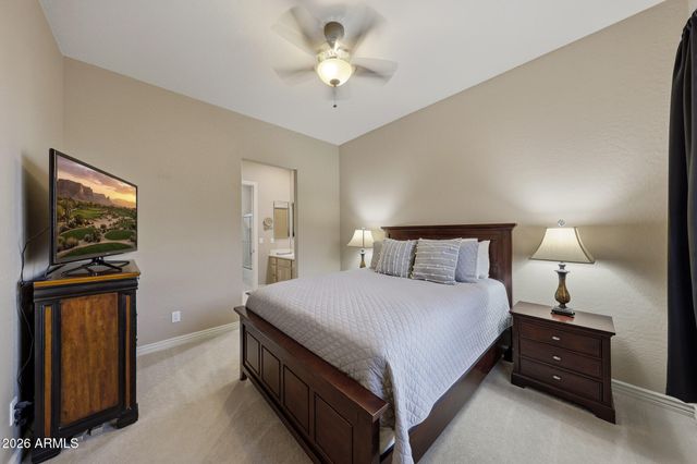 42410 N HARBOUR TOWN Court, Anthem, AZ 85086